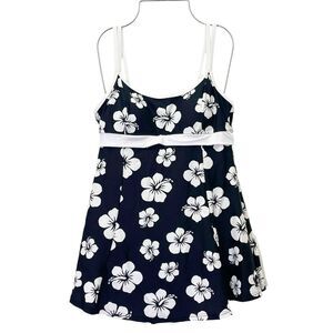 Disney Swimsuit Size Small Polynesian Resort Black & White Skirted Swim Dress